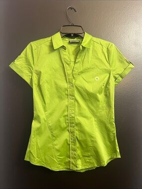 NY&Co Leaf Green Short Sleeve Silver Button-Up Blouse